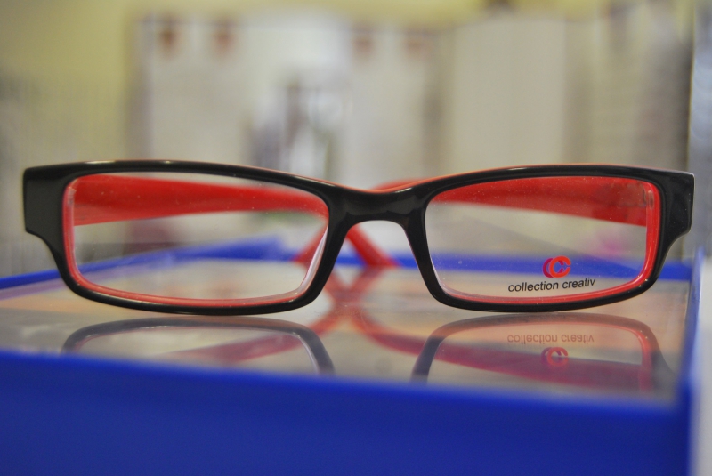 opticien-CAILLE-min_view-sight-lens-frame-optics-spectacles-1141012-pxhere.com